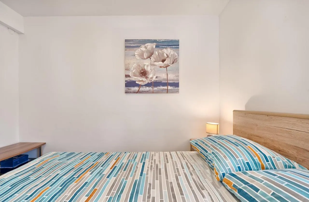 Apartmani Marina Trogir Guest house
