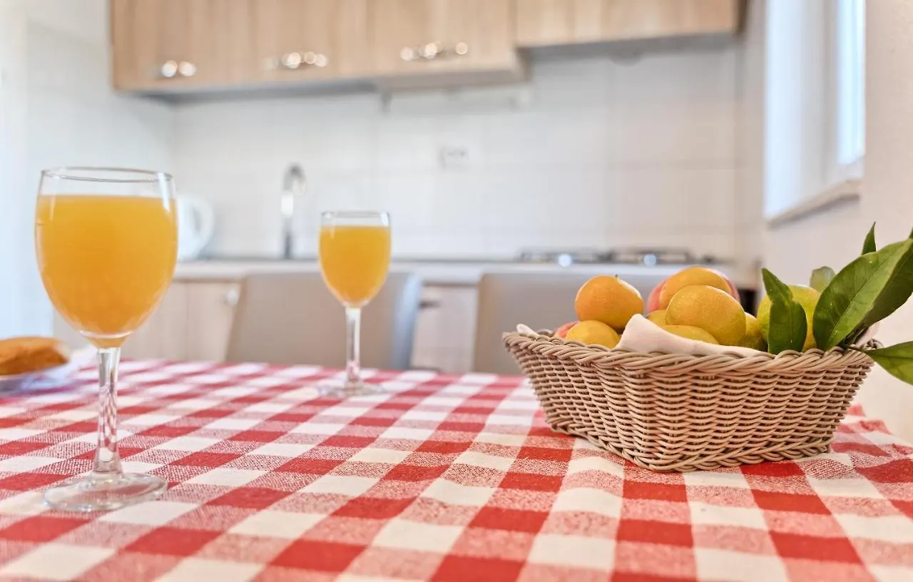 *** Guest house Apartmani Marina Trogir Croatia