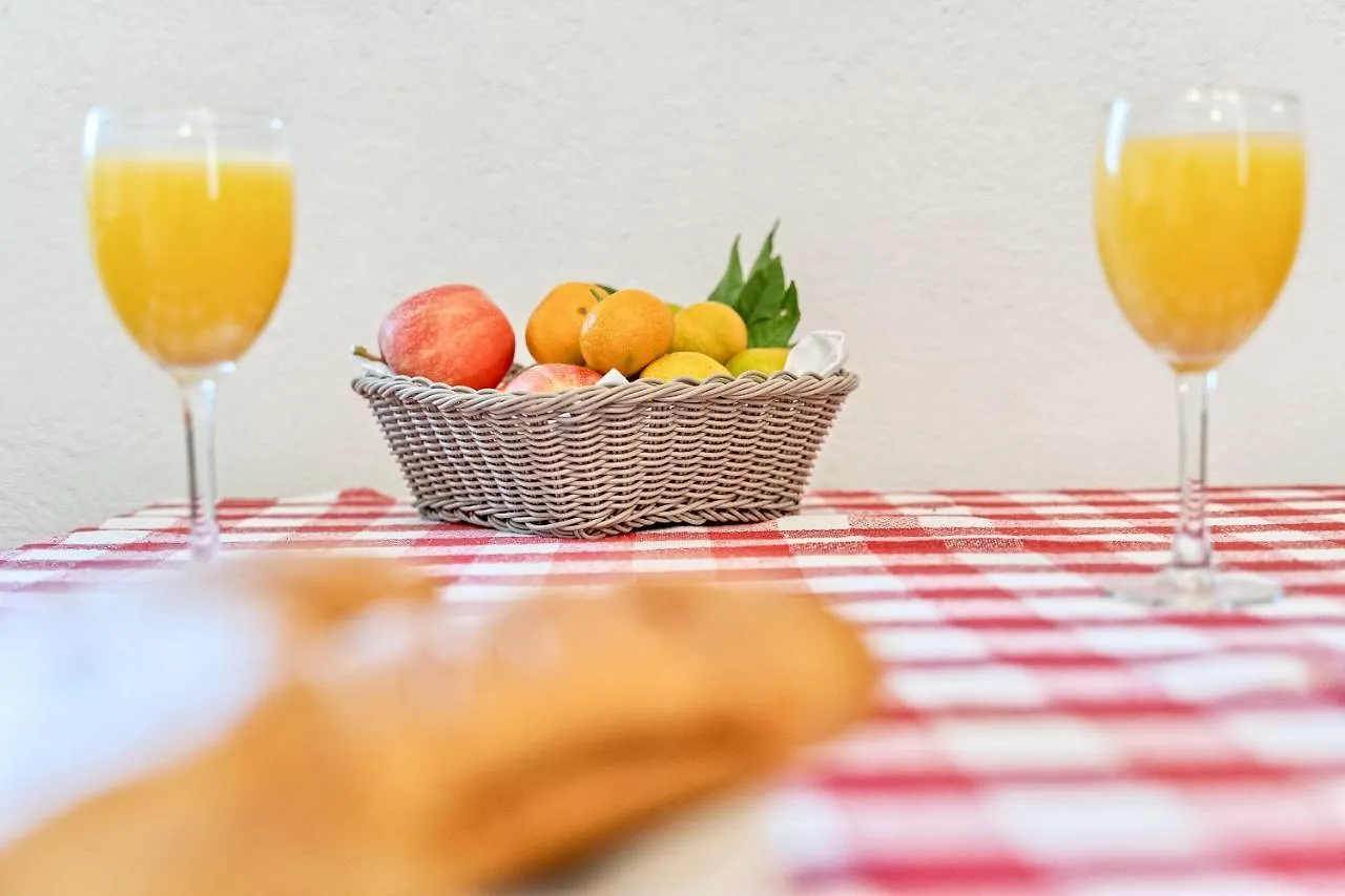 Guest house Apartmani Marina Trogir