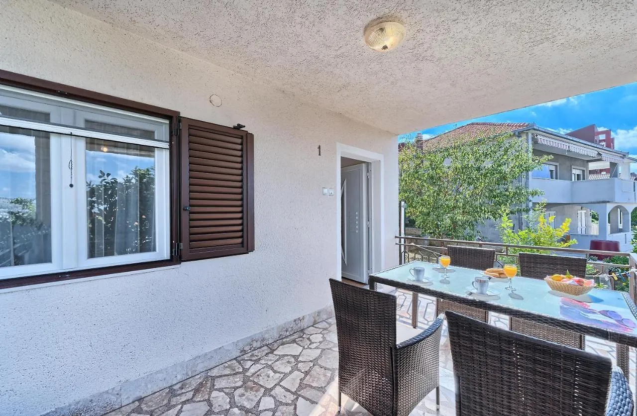 *** Guest house Apartmani Marina Trogir Croatia