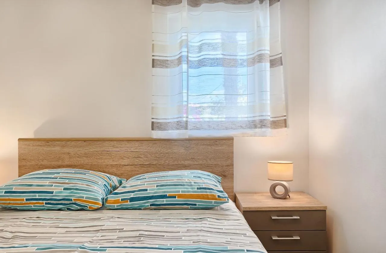 *** Guest house Apartmani Marina Trogir Croatia