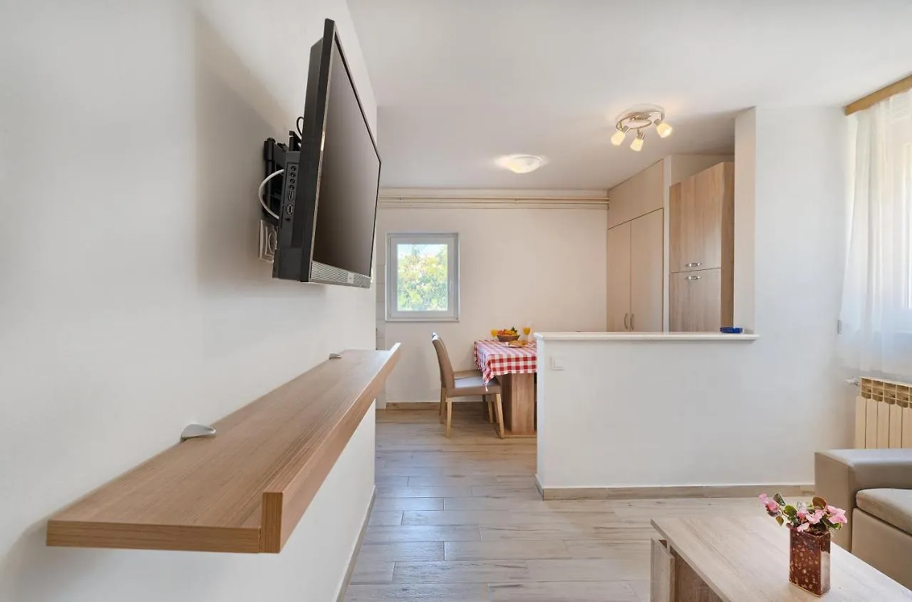 Apartmani Marina Trogir Guest house
