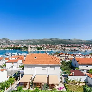 3* Guest house Carija