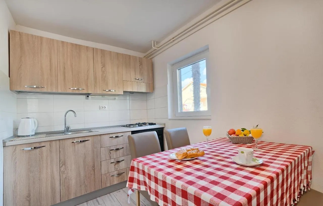 Apartmani Marina Traù Croazia